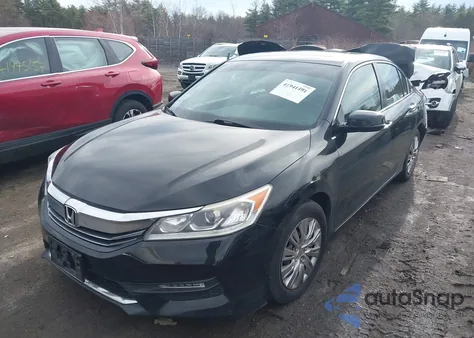 2017 Honda Accord Ex z USA, uszkodzony, nr VIN 1HGCR2F70HA203108